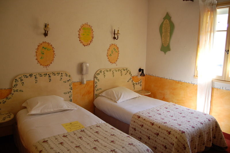 The Originals Boutique, Hotel Du Parc, Cavaillon Exterior foto