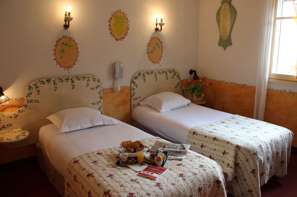 The Originals Boutique, Hotel Du Parc, Cavaillon Exterior foto